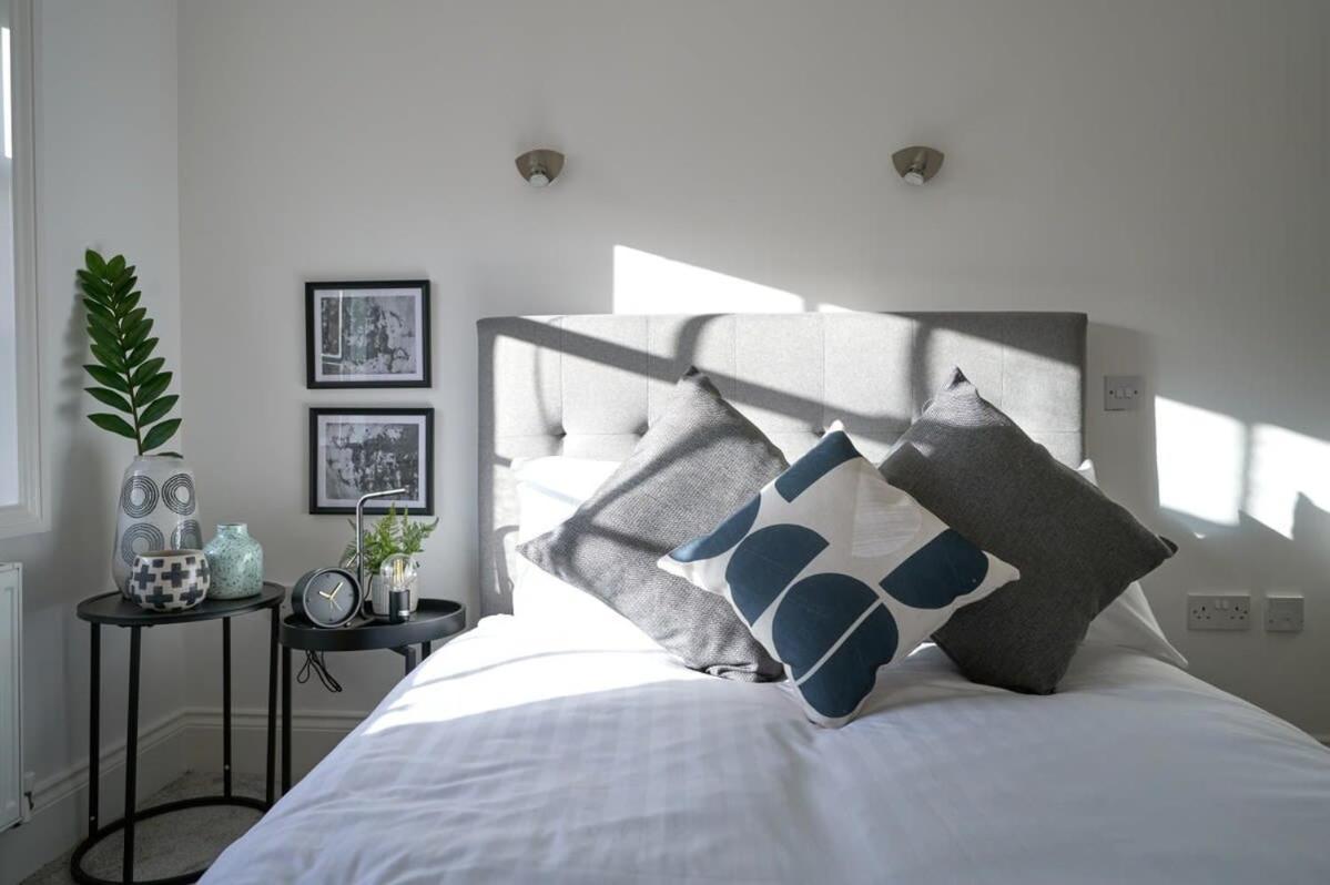 A Stylish Apartment With Parking In Preston Preston  Exterior photo